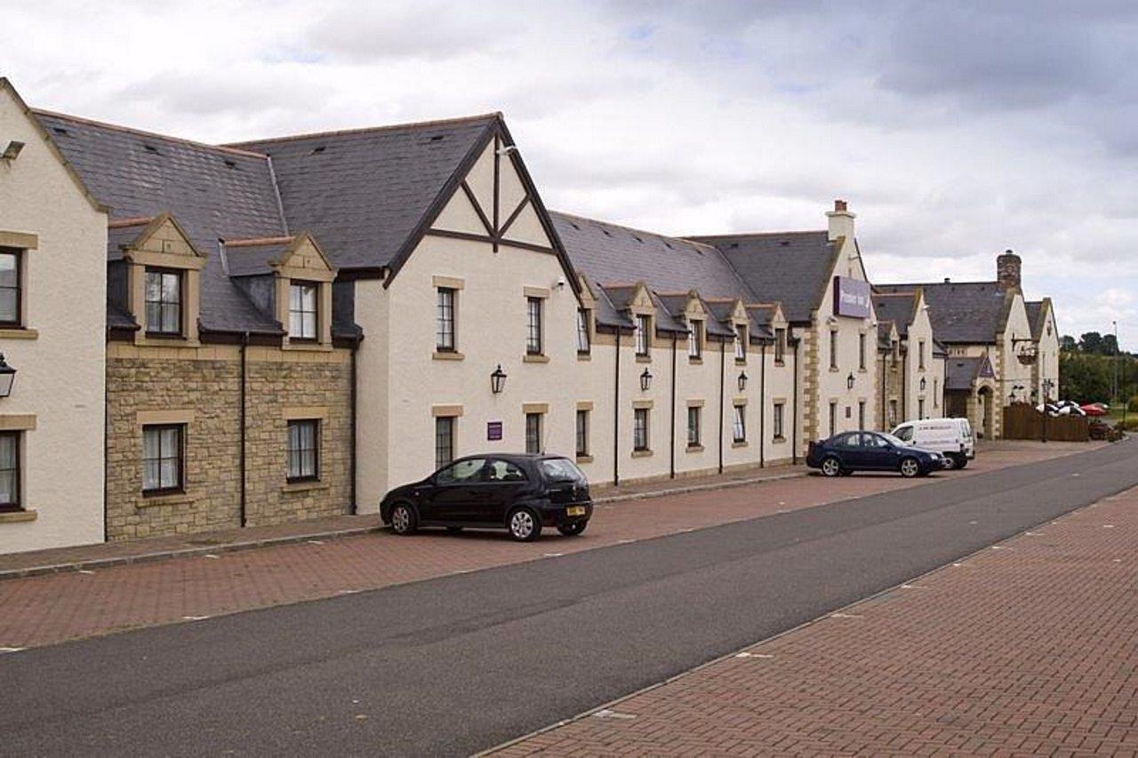 Dundee East Premier Travel Inn Exterior photo