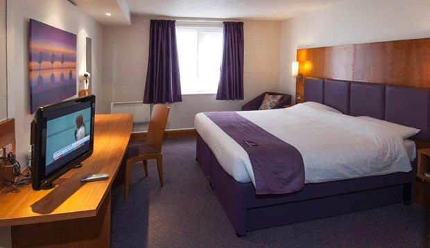 Dundee East Premier Travel Inn Exterior photo